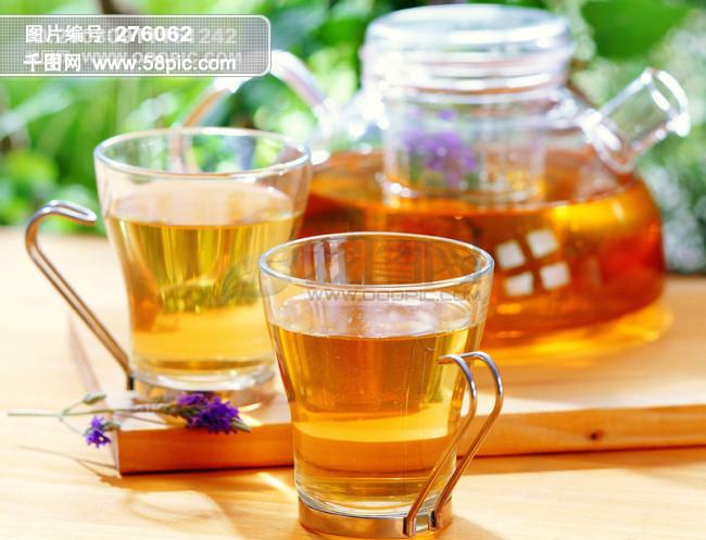 清茶一盏，花草入盏——玻璃杯中的健康茶饮之道
